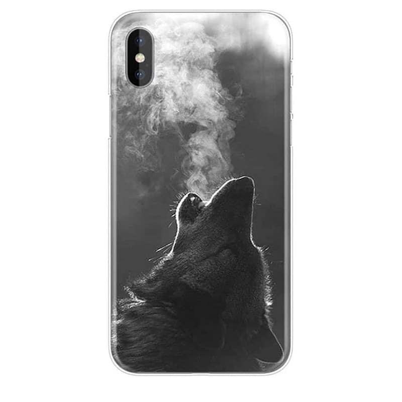 coque iphone loup hurlant 27